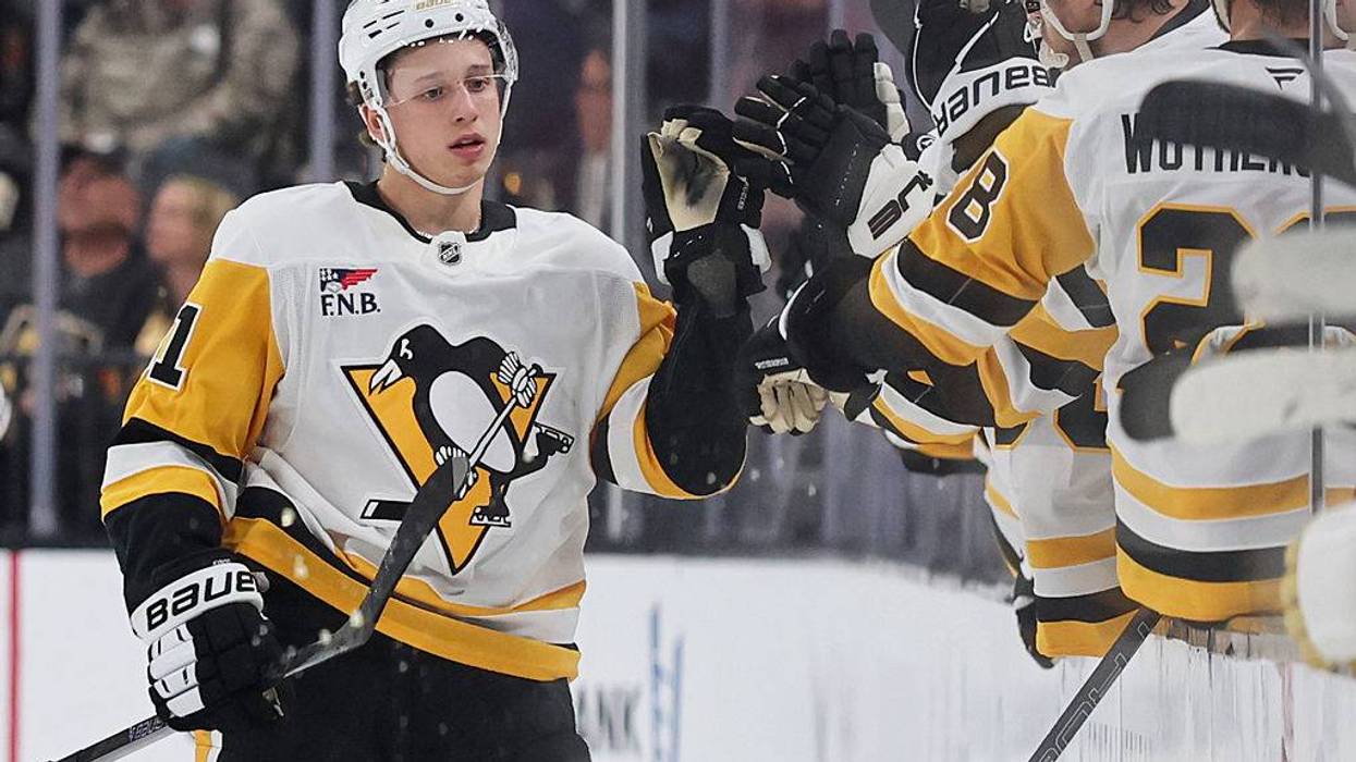 Kindel scores game winner in 4-3 shootout victory over Sens