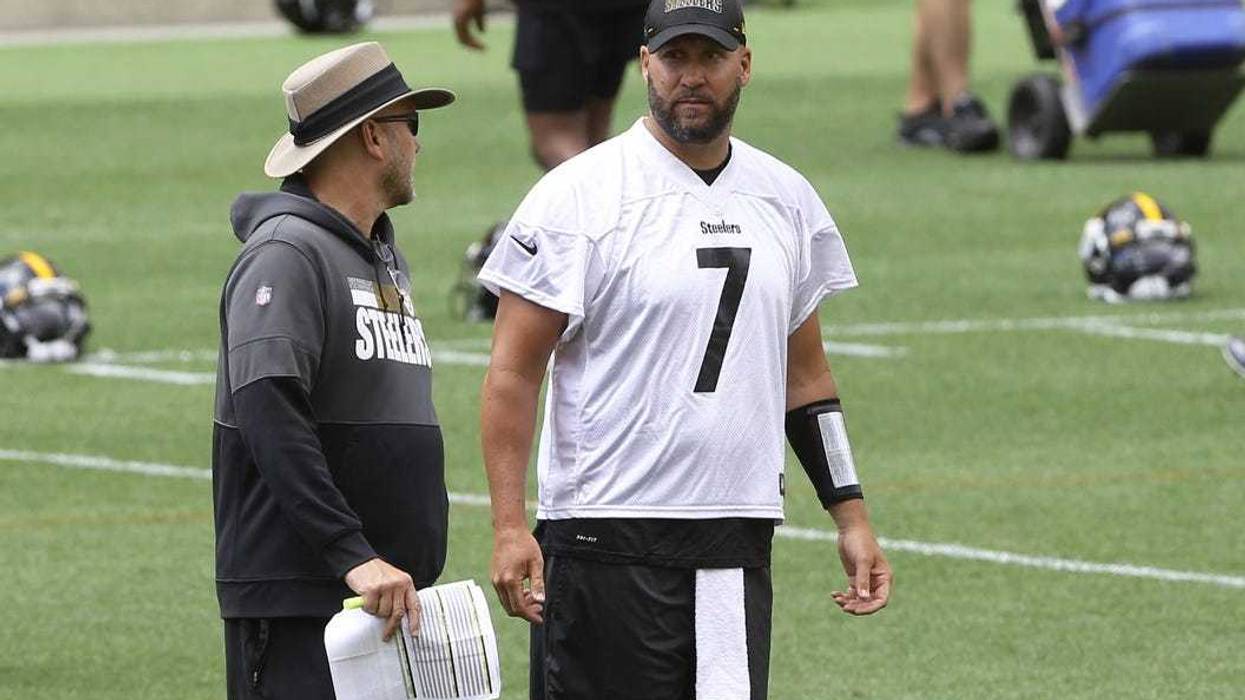 Ben Roethlisberger and Matt Canada at practice