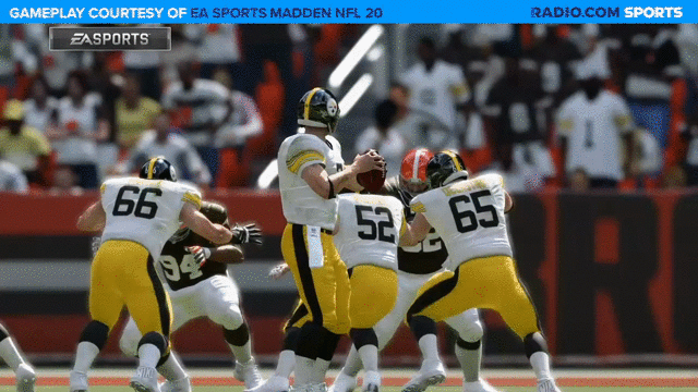 Ben Roethlisberger takes a costly sack on second and goal