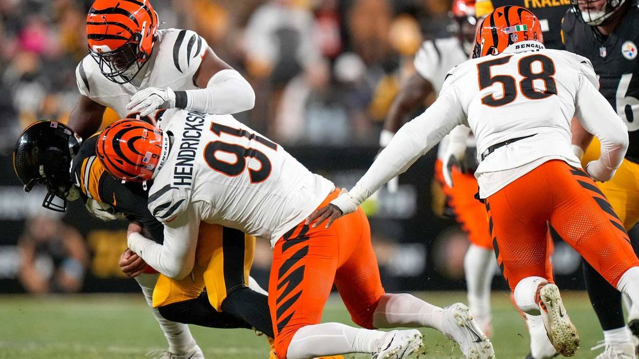 Bengals Trey Hendrickson against the Steelers