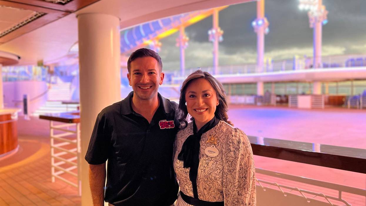 Bennett chats with Serena on the Disney Treasure about Adventure-Filled Family Dining