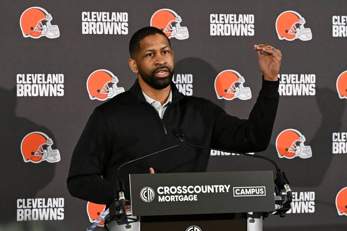Dan Labbe: I've thought all along the Browns are going to take an offensive tackle at six; there's only so many big guys with elite traits available