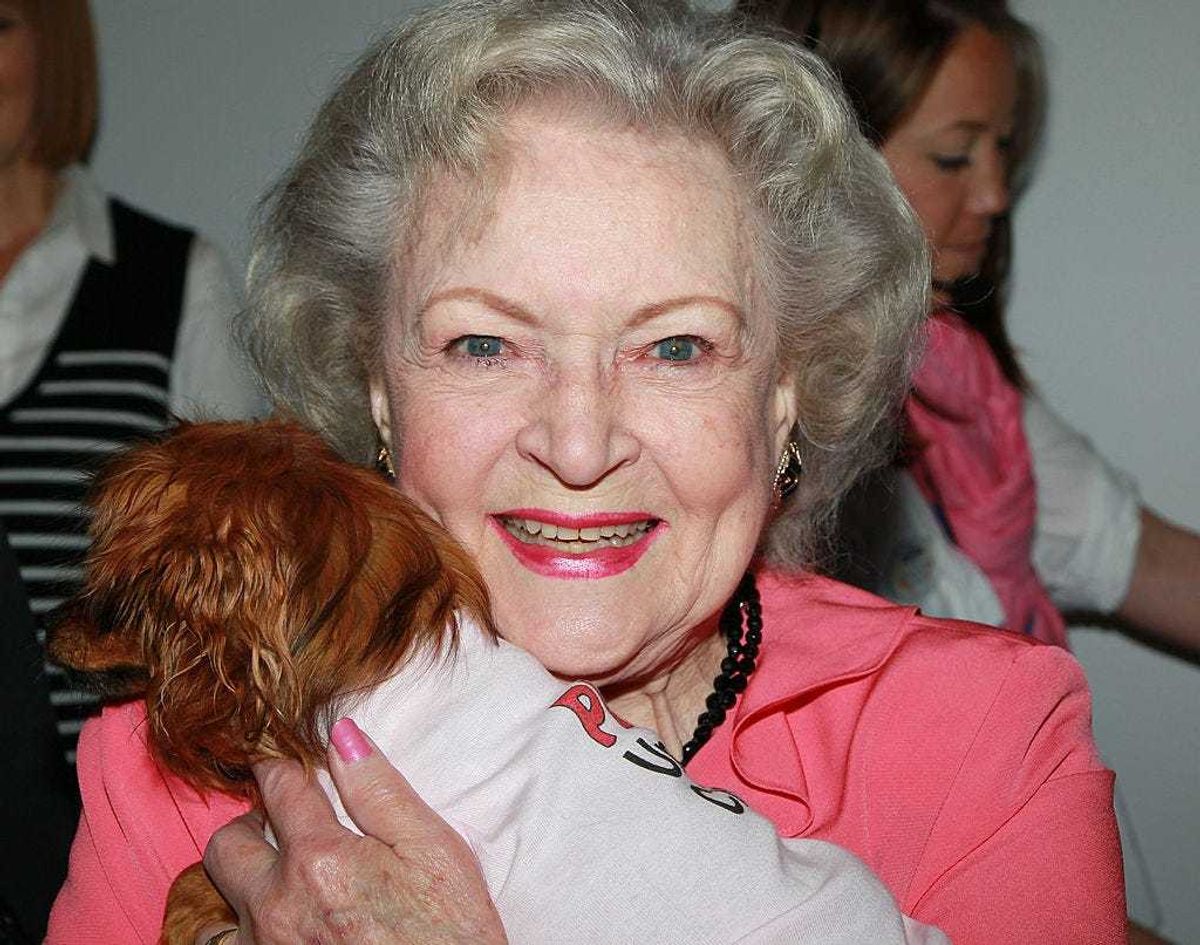 Betty White with a dog