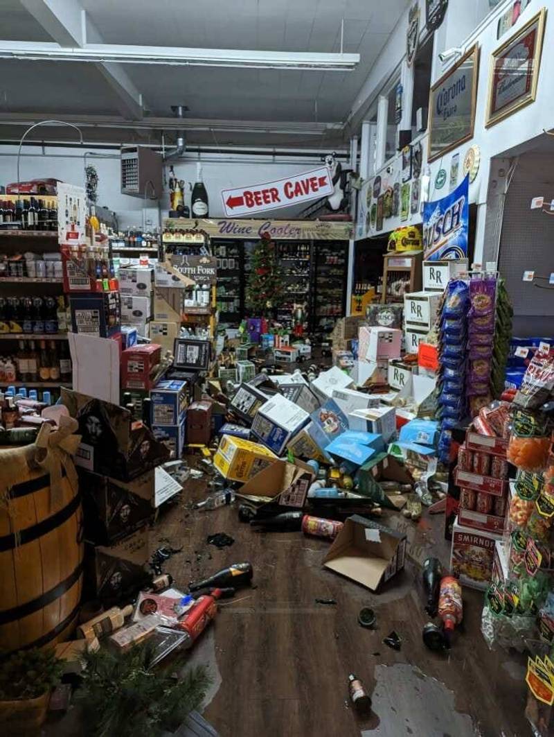 Fortuna liquor store destroyed in 6.4 earthquake | KCBS All News 106.9FM and 740AM Fortuna liquor store destroyed in 6.4 earthquake | KCBS All News 106.9FM and 740AM