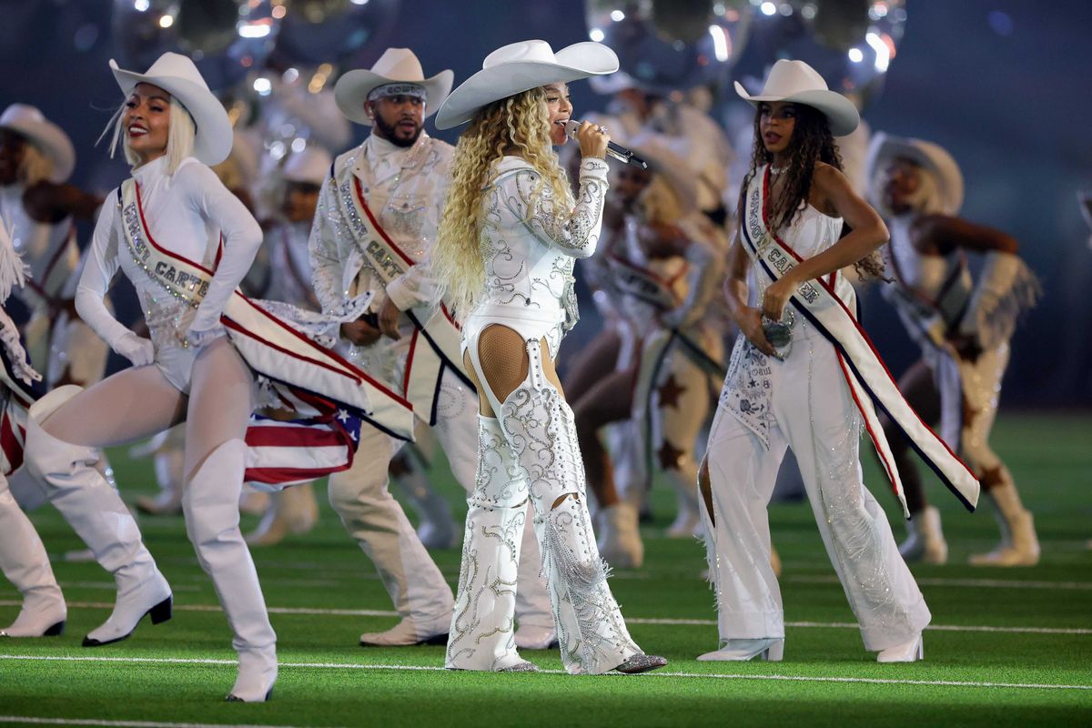 Beyoncé and Blue Ivy perform during the halftime show for the game between the Baltimore Ravens and the Houston Texans at NRG Stadium on December 25, 2024 in Houston, Texas.
