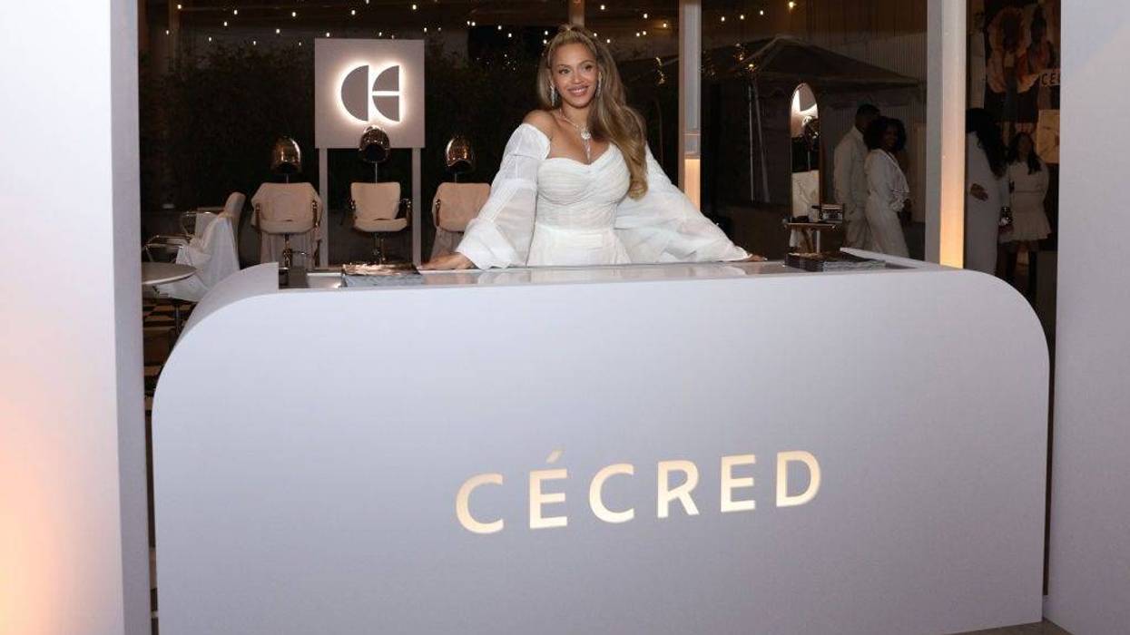 Beyoncé celebrates the launch of her hair care line, CÉCRED