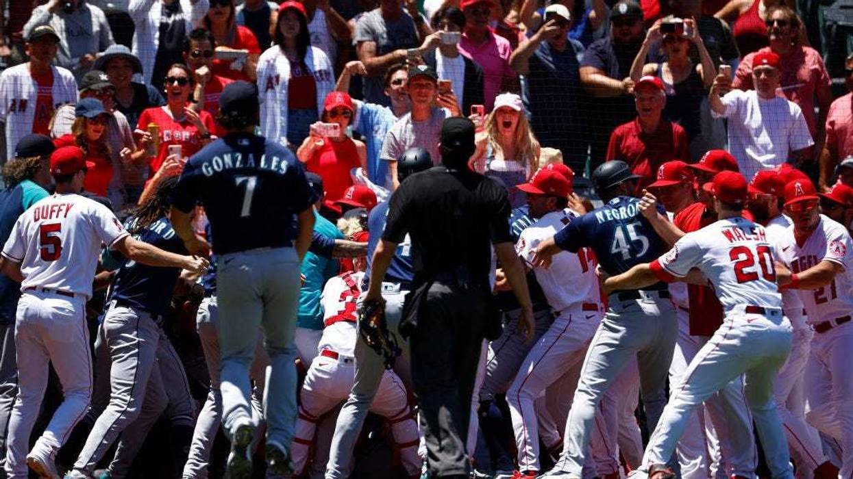 Big brawl as the Mariners face the Angels in L.A.