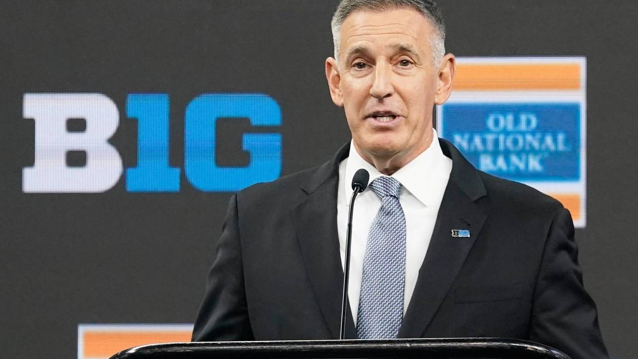 Big Ten Petitti Football