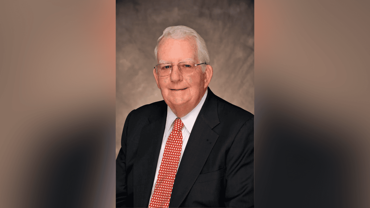 Long-time Phillies executive Bill Giles dies at 92