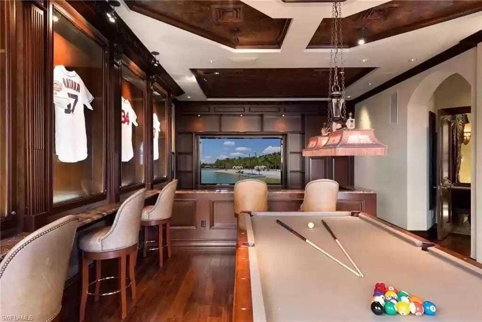 Billiards room of Santana