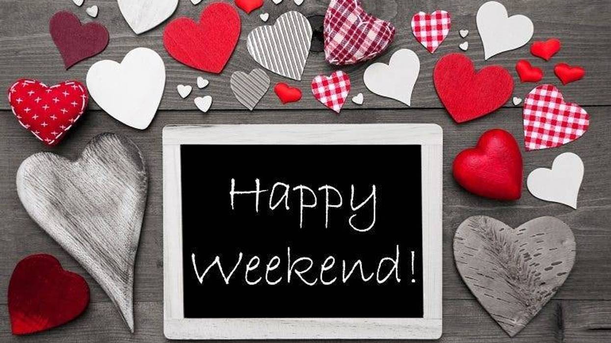 Black And White Chalkbord, Red Hearts, Happy Weekend.
