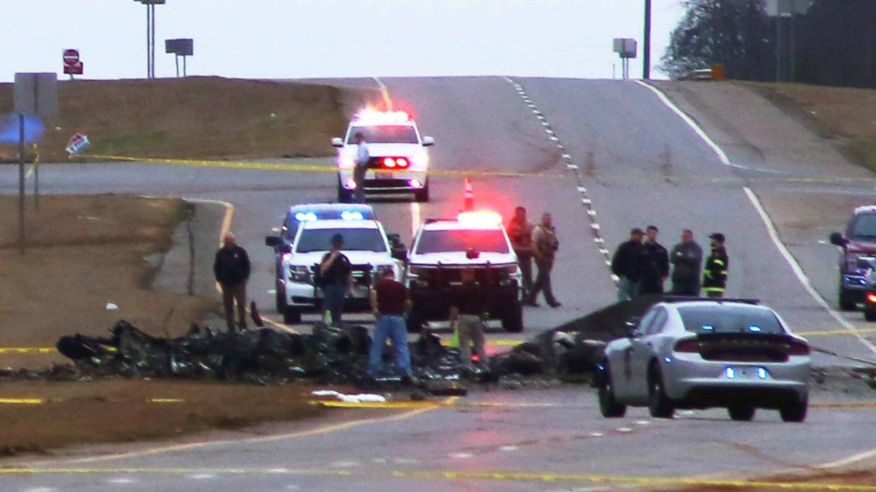 Black Hawk helicopter crashes in Alabama, killing 2 crew