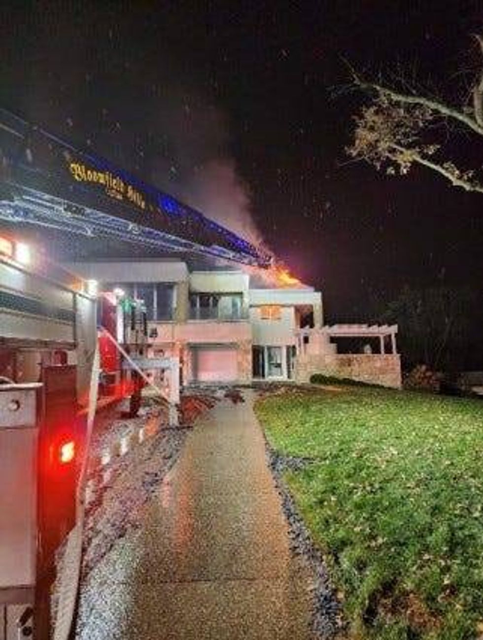 Bloomfield Hills mansion fire