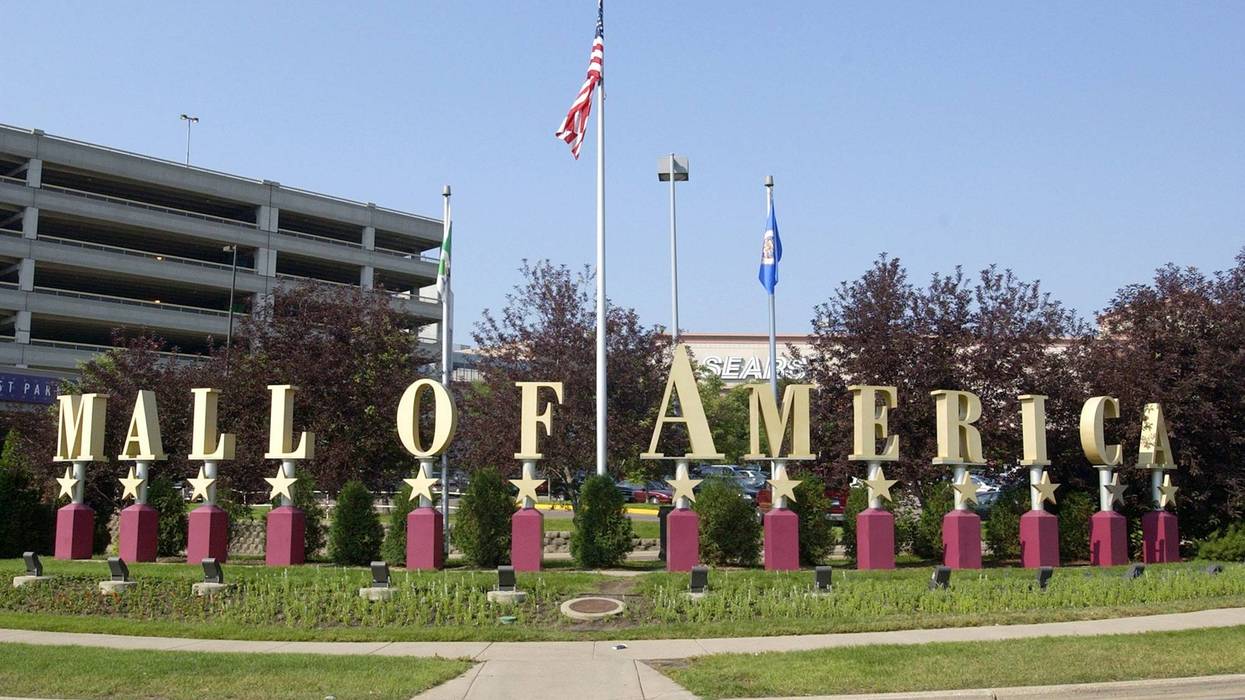 BLOOMINGTON, MN - JULY 16: (FEATURE STORY ON THE MALL OF AMERICA, 12 OF 15) A sign advertises the Mall of America July 16, 2002 in Bloomington, Minnesota. The Mall of America is the largest shopping mall in the United States, seeing between 35 and 42 million visitors each year and employing more than 12,000 people. Approximately 520 stores occupy the mall's 4.2 million square feet. The Mall of America will celebrate its 10th anniversary this August.