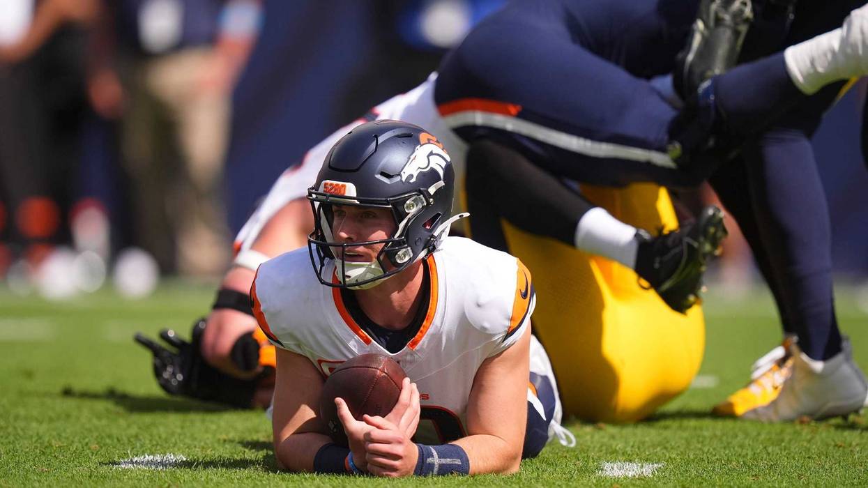 Bo Nix sacked by TJ Watt