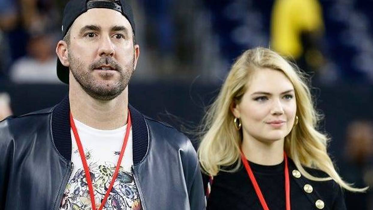 Bob Levey / Stringer