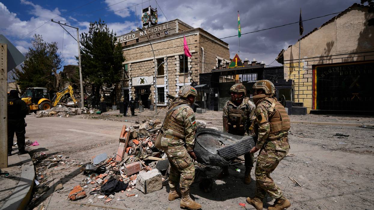 BOLIVIA-CUARTEL-EXPLOSIÓN
