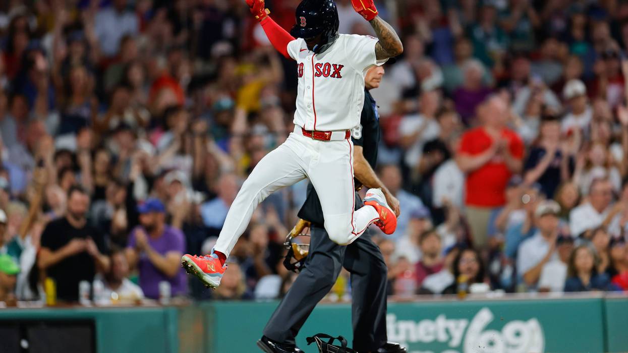 Red Sox overwhelm Diamondbacks 11-1 as all 9 starters drive in a run