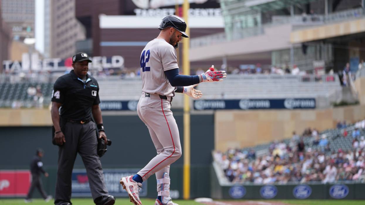 Trevor Story homers, has 5 RBIs to lead Red Sox over Twins 9-5
