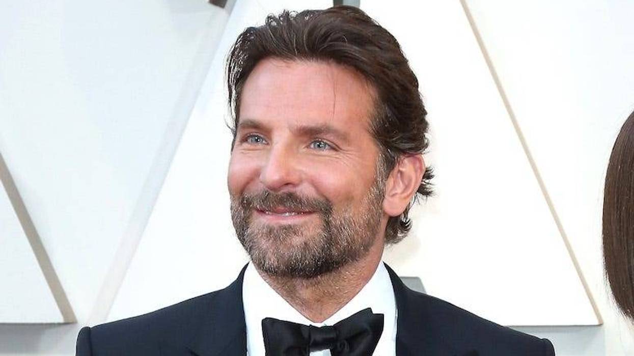 Bradley Cooper, Red Carpet, 91st Annual Academy Awards, Tuxedo, Staring Into The Distance