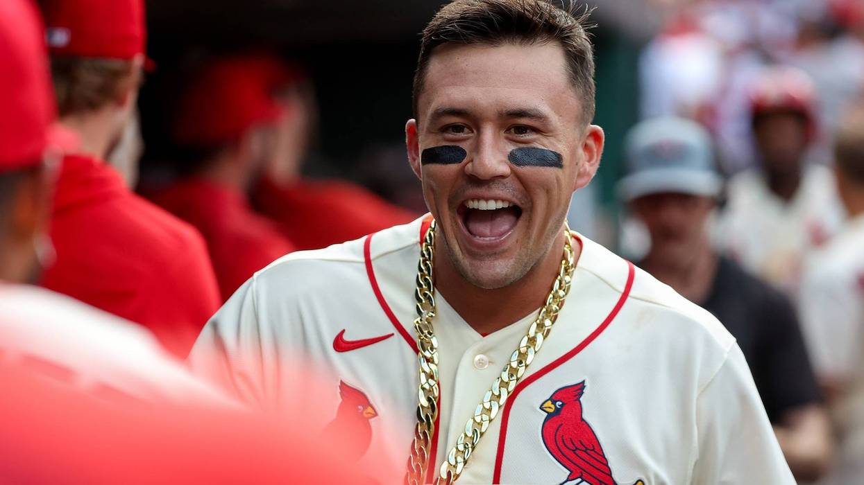 BRAVOS-CARDENALES 8355