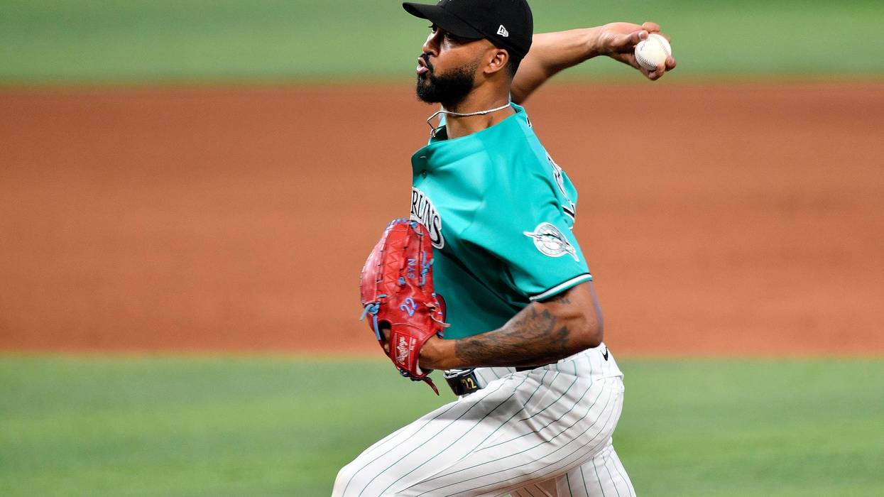 BRAVOS-MARLINS 195
