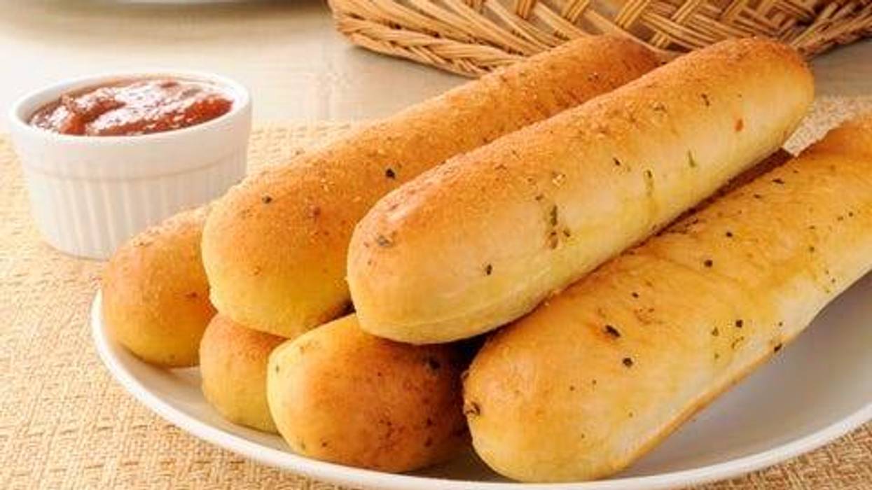 Breadsticks & Marinara Sauce