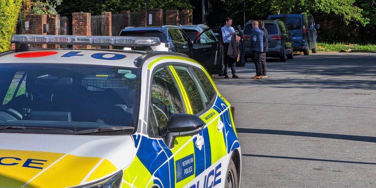 Polisi Inggris menyelidiki apakah serangan pembakaran di situs Yahudi di London adalah karya sekutu Iran