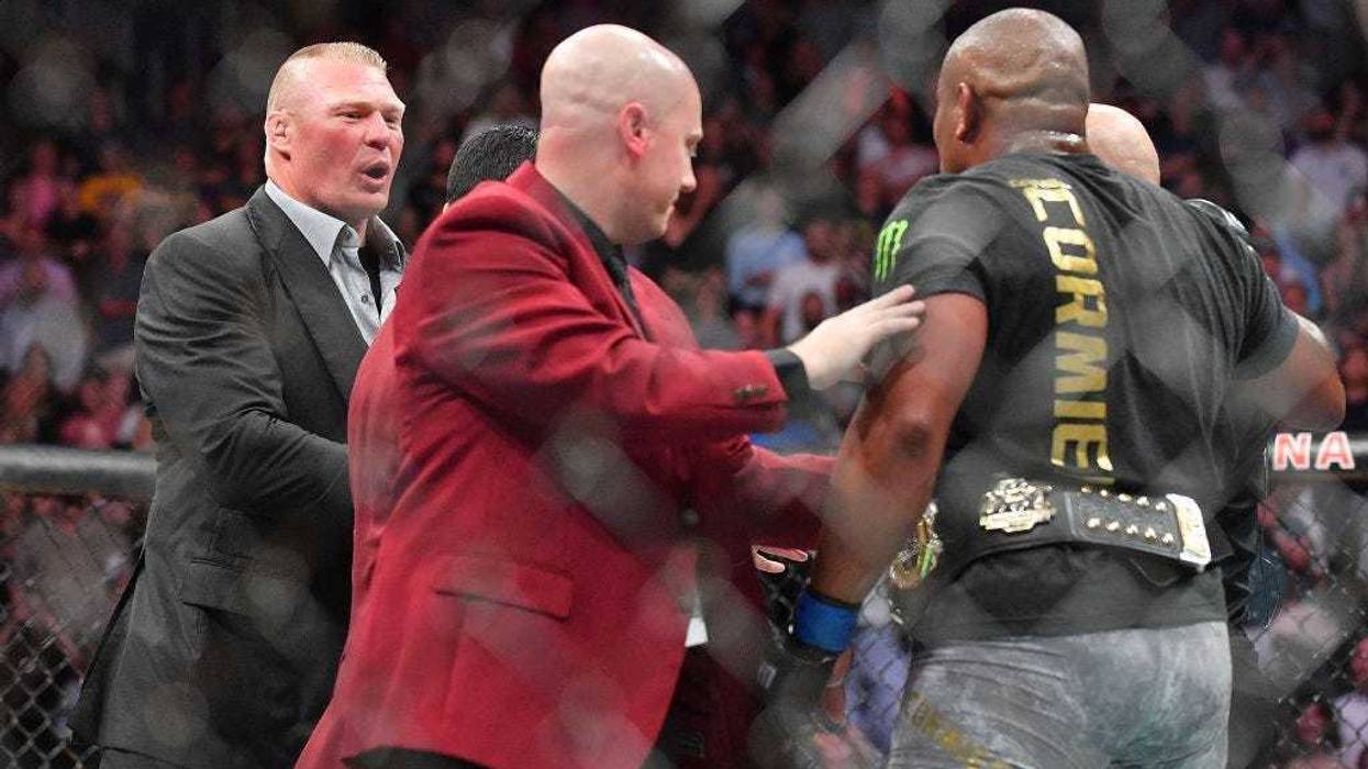 Brock_Lesnar_Confronts_Daniel_Cormier_UFC