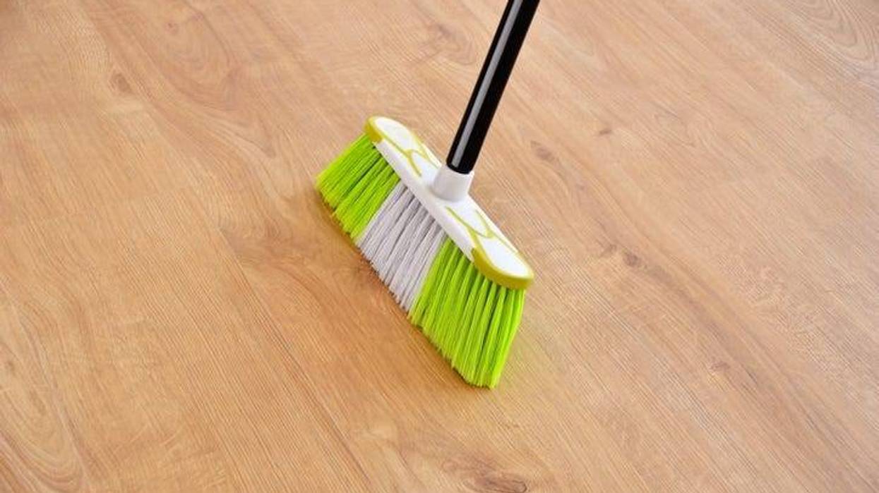 broom