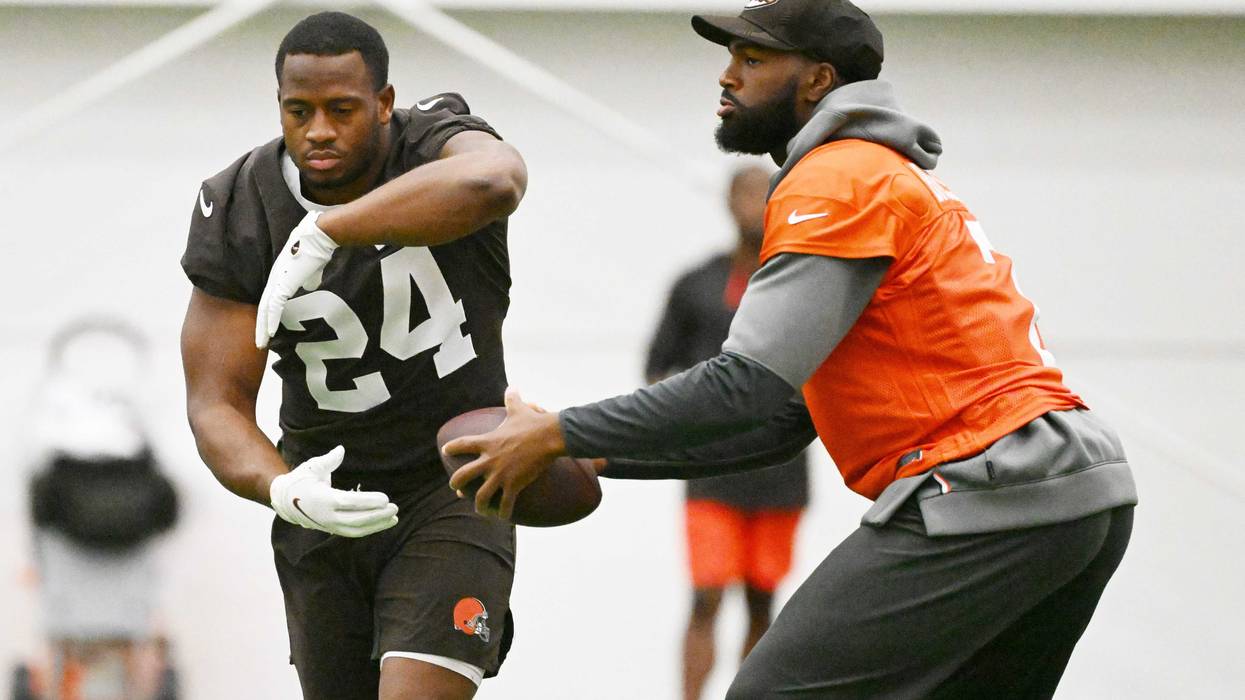 Browns @ Carolina Game Preview & Pick