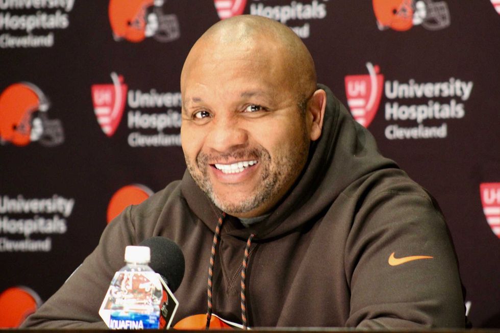Scott Petrak: Hue Jackson is afraid of starting Baker Mayfield right away