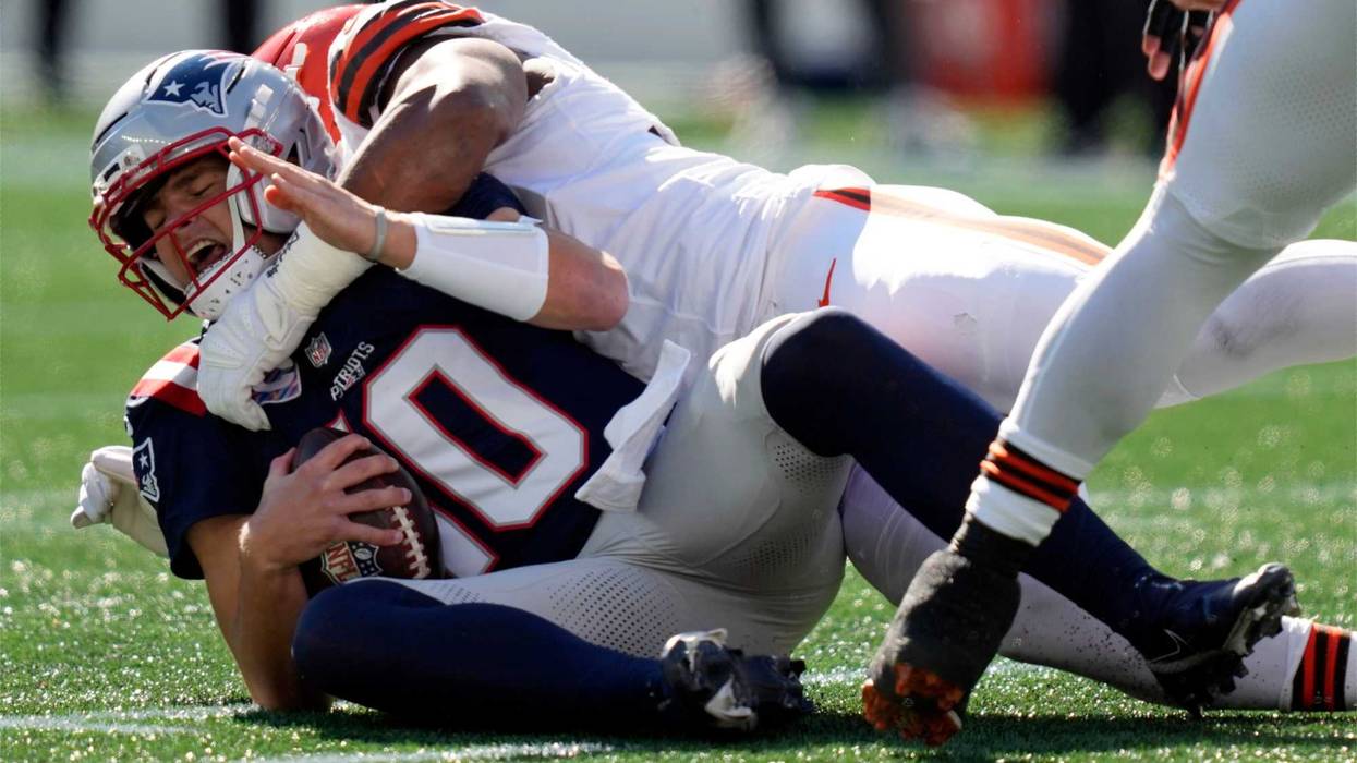 Browns Patriots Football