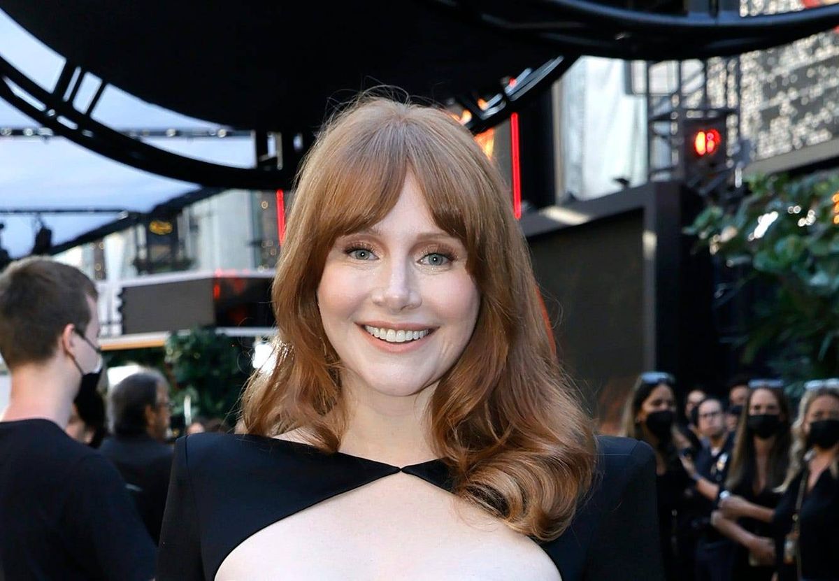 Bryce Dallas Howard attends the premiere of Disney+'s "The Mandalorian" at the El Capitan Theatre on November 13, 2019 in Los Angeles, California