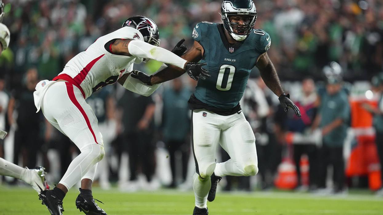 Ex-Eagle Bryce Huff Rips Eagles And Fans
