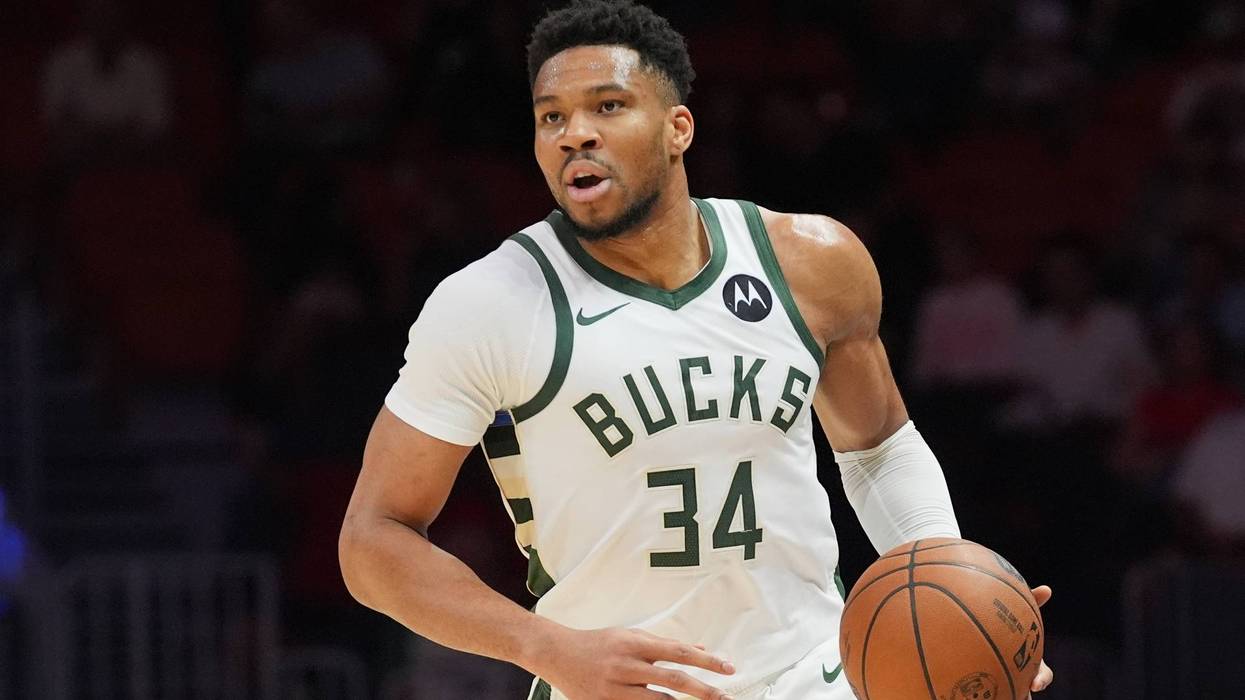 Bucks Heat Trade Basketball