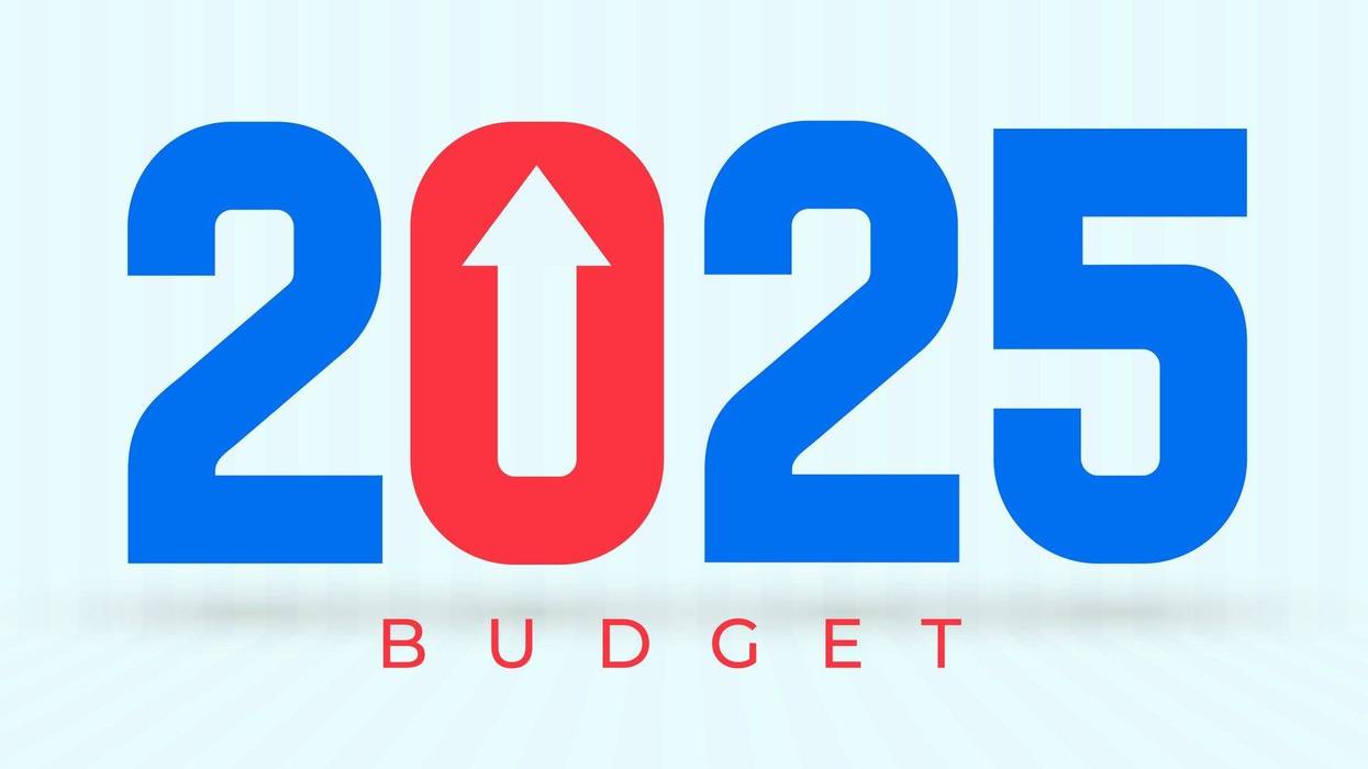 Budget 2025 text with red and blue color