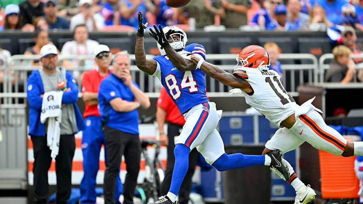 Buffalo Bills v Cleveland Browns