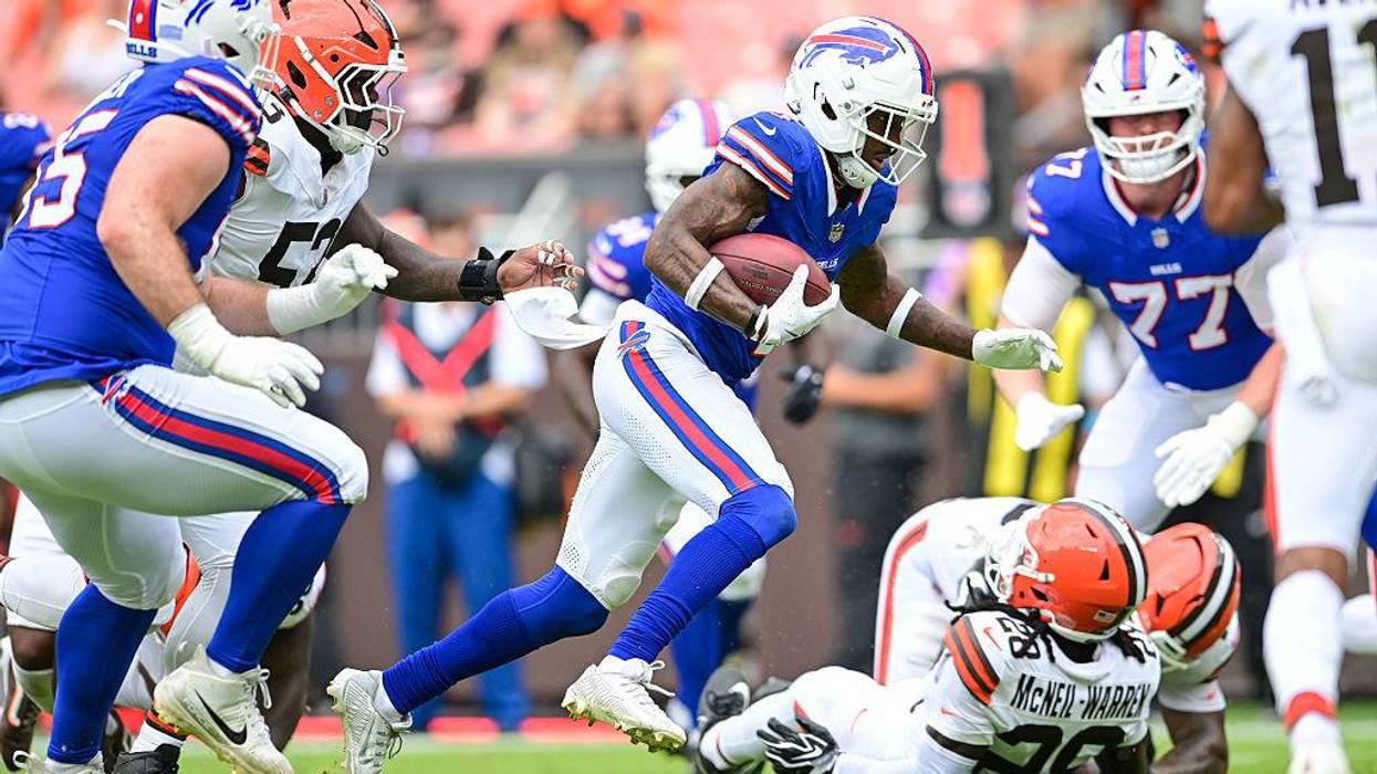 Buffalo Bills v Cleveland Browns