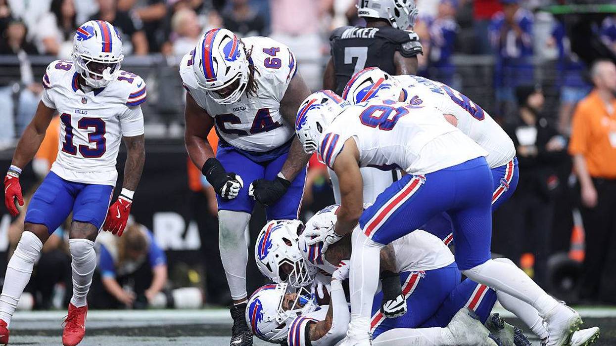 Buffalo Bills v Las Vegas Raiders