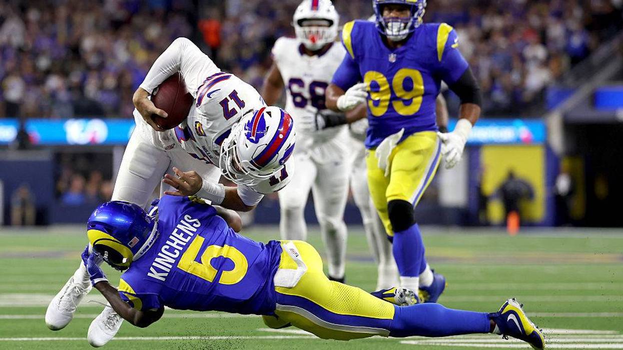 Buffalo Bills v Los Angeles Rams