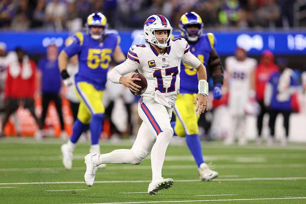Capaccio: Arrow Up/Arrow Down: Bills at Rams