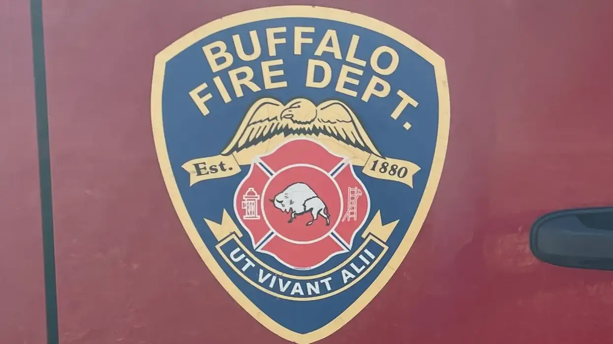 Buffalo man dies after firefighters pull him from burning home