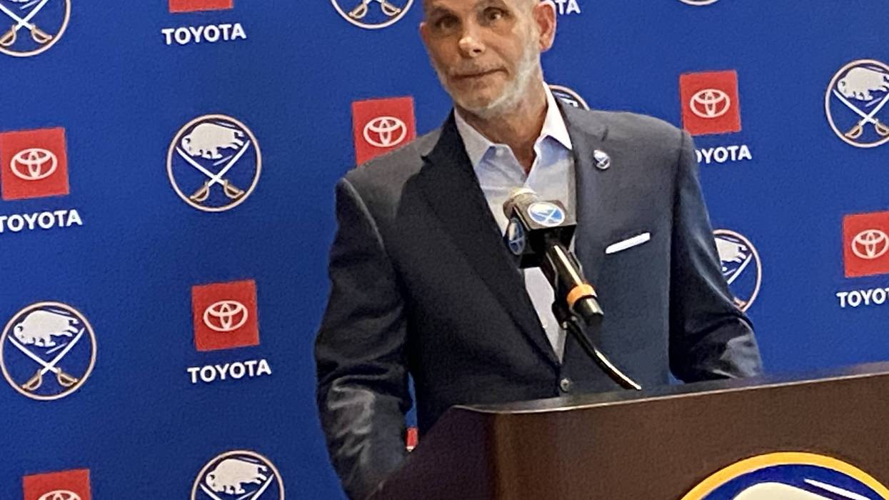 Pete Guelli loves how 'Sabres' fever' has taken over WNY