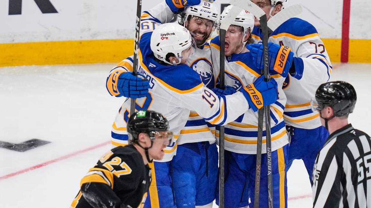 Sabres rally to beat Bruins 3-1, take 2-1 lead in NHL playoff series