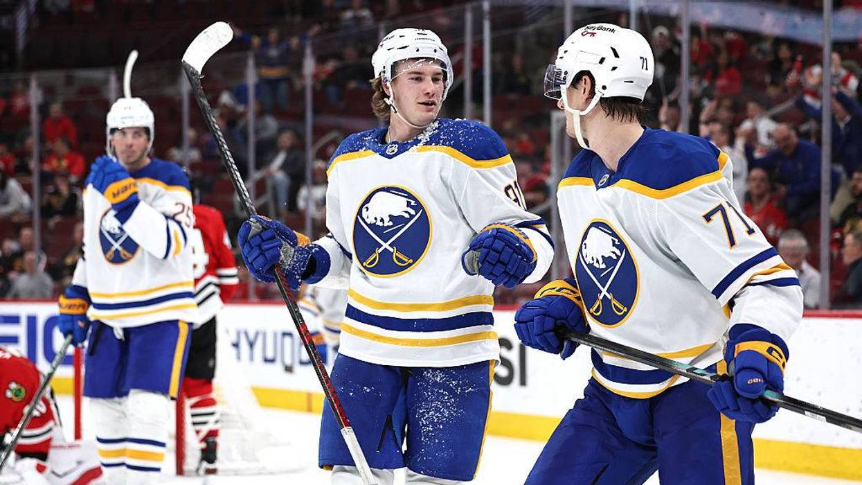 Buffalo Sabres v Chicago Blackhawks