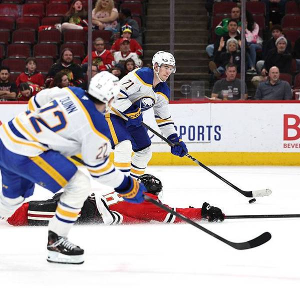 Buffalo Sabres v Chicago Blackhawks
