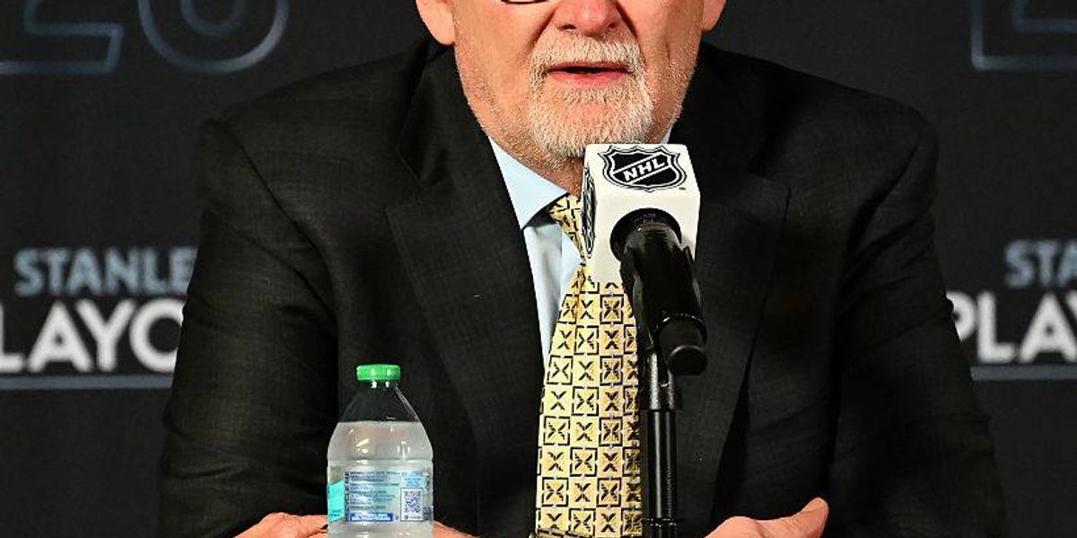 The Buffalo Sabres extend head coach Lindy Ruff