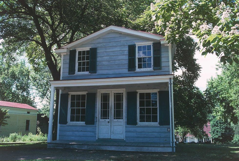Building in the museum village of Historic Richmond Town, Staten Island. DeAgostini/Getty Images