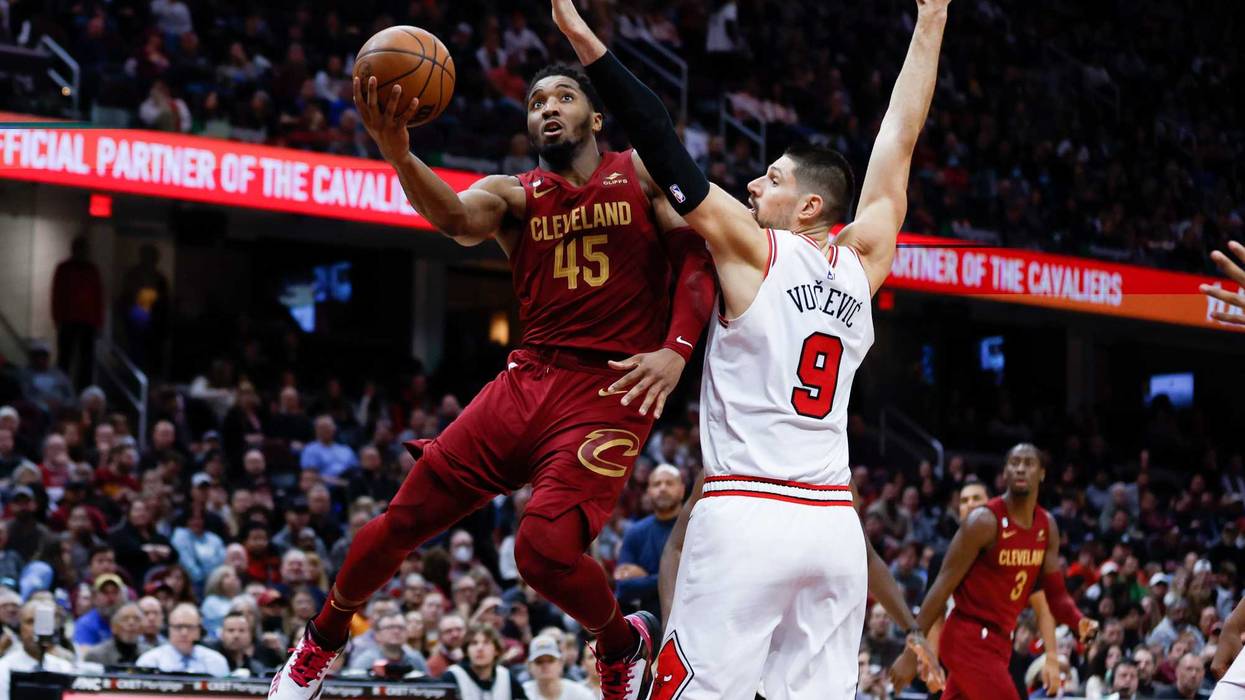 Bulls Cavaliers Basketball